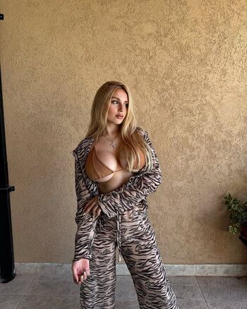 Full leaked Rubiakat private onlyfans photo