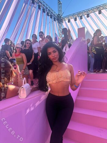 Full leaked Sabrine khan private onlyfans photo