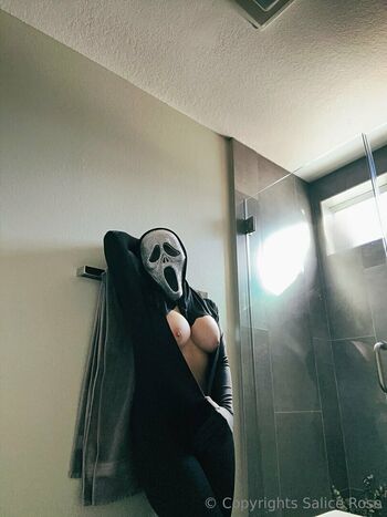 Full leaked Salicerose private onlyfans photo