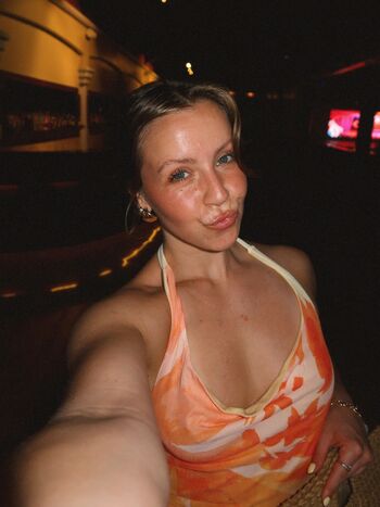 Full leaked Sarah senecal private onlyfans photo