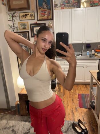 Full leaked Sarina private onlyfans photo
