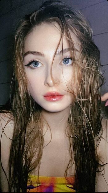 Full leaked Sassynessa private onlyfans photo