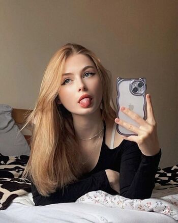 Full leaked Sassynessa private onlyfans photo