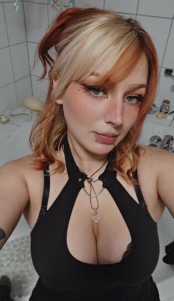 Scarlett Sirene
