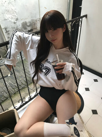 Full leaked Shiliuyelei private onlyfans photo