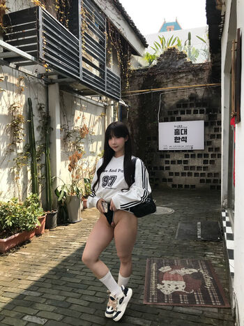 Full leaked Shiliuyelei private onlyfans photo