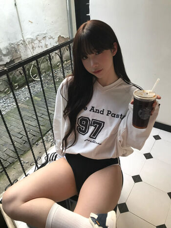 Full leaked Shiliuyelei private onlyfans photo