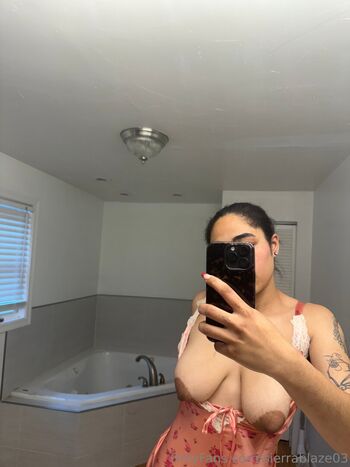 Full leaked Sierrablaze private onlyfans photo