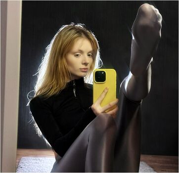 Full leaked Siiconica private onlyfans photo