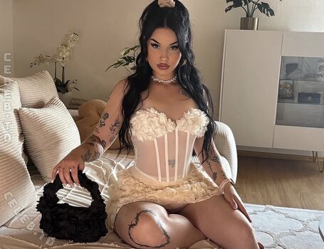 Full leaked Sinarwtz private onlyfans photo