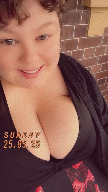 Full leaked Snaphappyadventurer private onlyfans photo