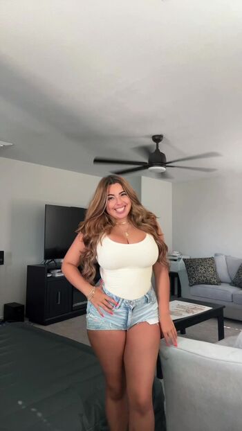 Full leaked Murasaki/ private onlyfans photo