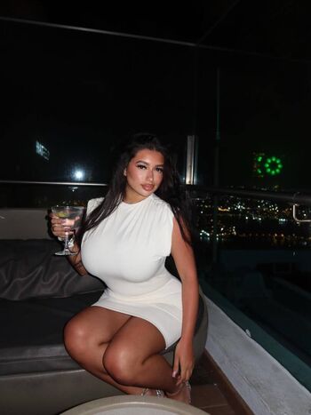 Full leaked Sofia deroian page private onlyfans photo