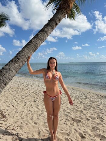 Full leaked Sofiasurfers private onlyfans photo