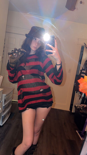 Full leaked Soggyalien private onlyfans photo