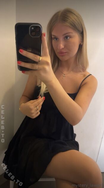 Full leaked Sophiaa private onlyfans photo