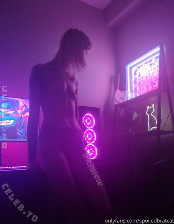 Full leaked Spoiledbratcat private onlyfans photo