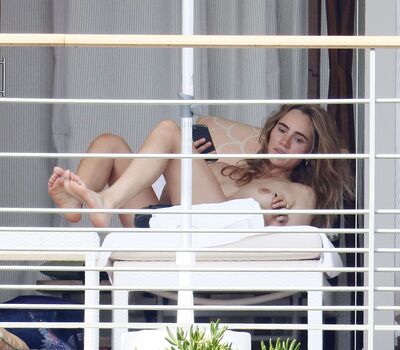 Suki Waterhouse