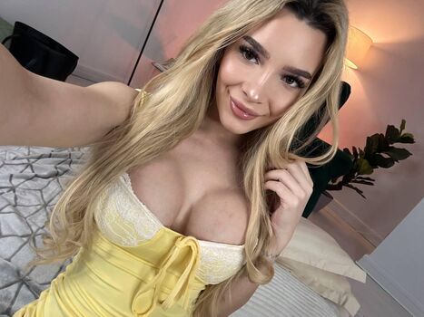 Full leaked Svveetluna private onlyfans photo