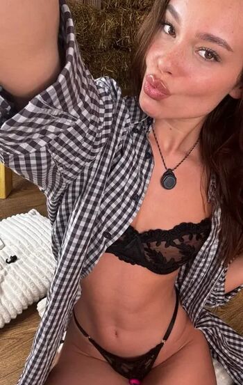 Full leaked Sweetrossie private onlyfans photo