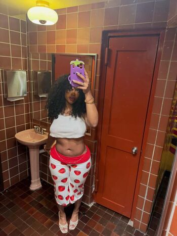 Full leaked Sza private onlyfans photo