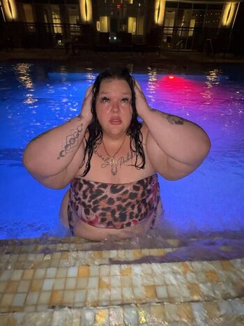 Full leaked Tallglassofjess private onlyfans photo