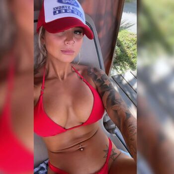 tattedfitblondie