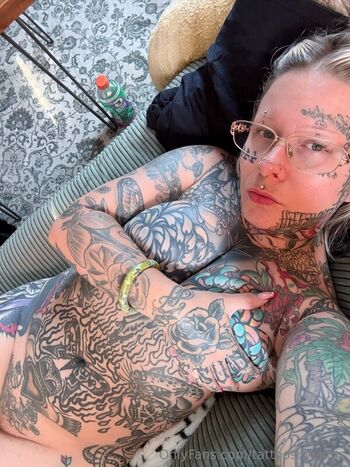 Full leaked Tattoosnwaifus private onlyfans photo