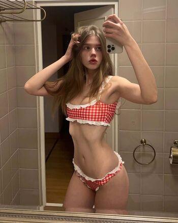 Full leaked Milalanes / private onlyfans photo
