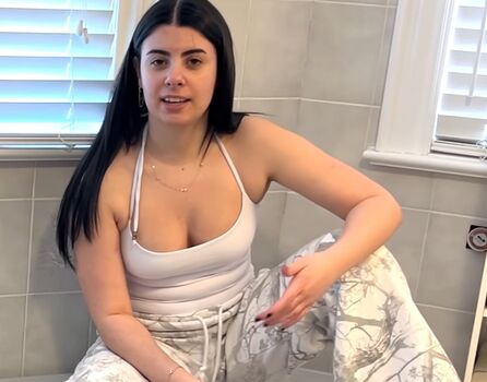 Full leaked Thatgirlgatto private onlyfans photo