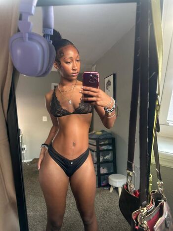 Full leaked Thatprettymfc private onlyfans photo