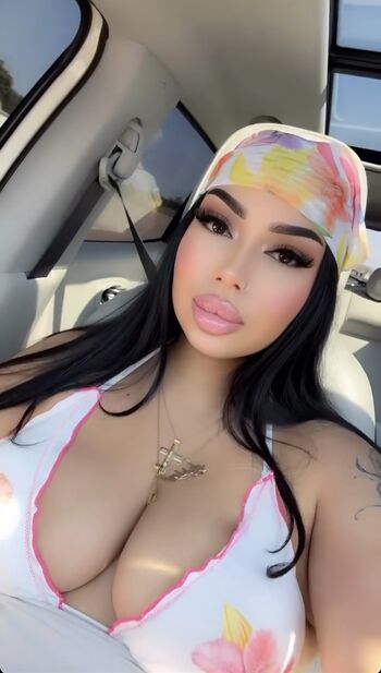 Full leaked Thick baddie oxashhley private onlyfans photo