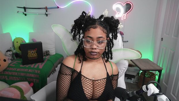 Full leaked Thtguhrld private onlyfans photo