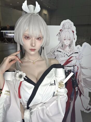 Full leaked Tsukunetsukimi private onlyfans photo