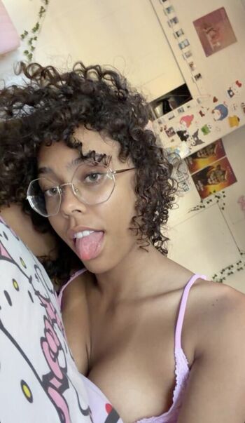 Full leaked Ttahlula private onlyfans photo