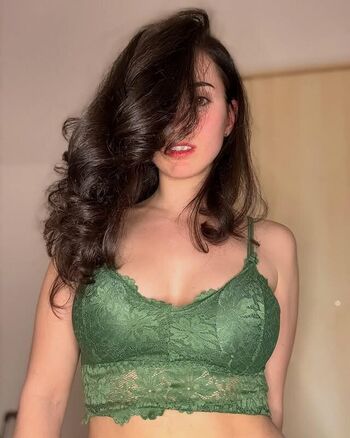 Full leaked Unasemplicefra private onlyfans photo