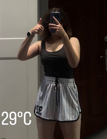 Full leaked Vru private onlyfans photo