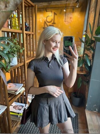 Full leaked Velvetjoy private onlyfans photo