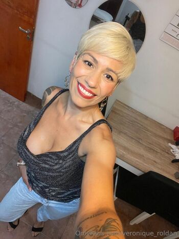 Full leaked Veronique private onlyfans photo