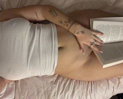 Full leaked Viennaveraa private onlyfans photo