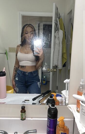 Full leaked Vihveele private onlyfans photo