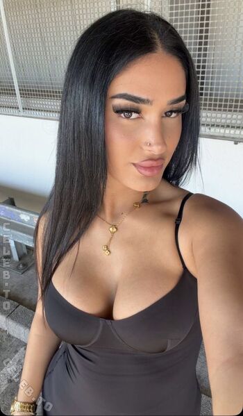 Full leaked Vinoschh private onlyfans photo