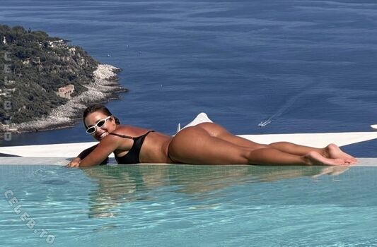 Full leaked Violetta bert private onlyfans photo