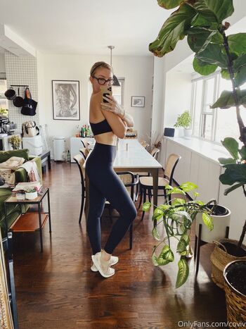 Full leaked Viv cole private onlyfans photo