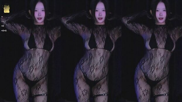Full leaked W   n private onlyfans photo