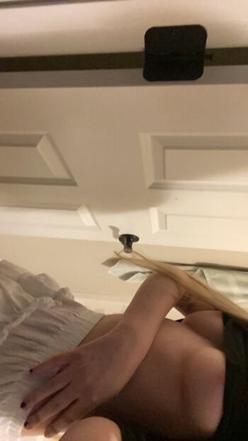 Full leaked Waitingnote page private onlyfans photo