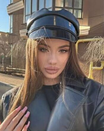 Full leaked Babycaroline/ private onlyfans photo