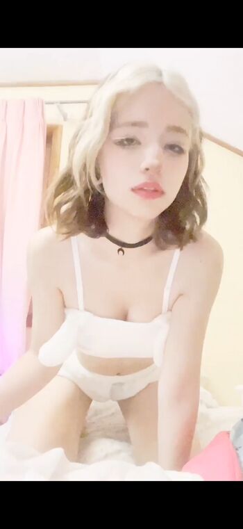 Full leaked S early  s page  girls page private onlyfans photo