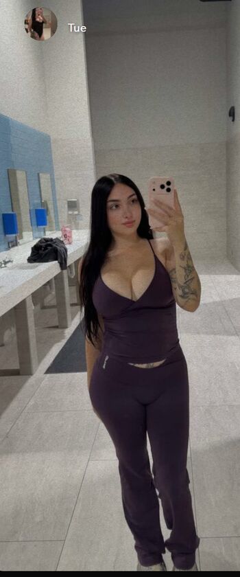 Full leaked Katie williams / private onlyfans photo