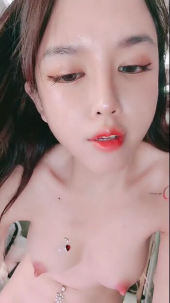 Full leaked Lysiane vgl/ private onlyfans photo